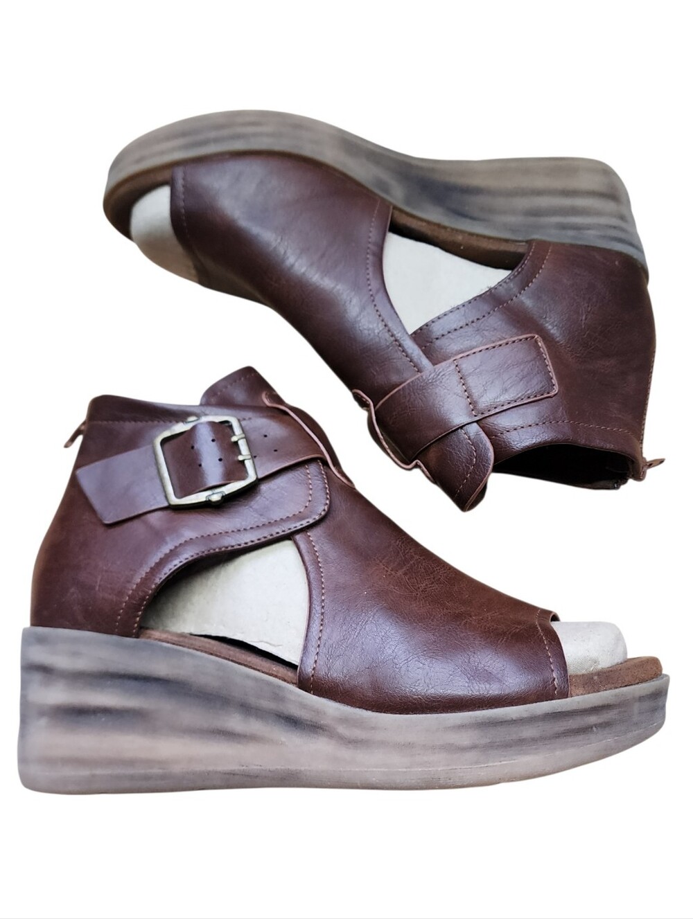 Pierre Dumas Brown Leather Platform Wedge Sandals 9 Zip Back Peep Toe